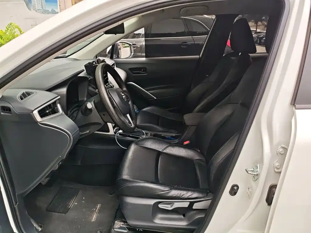 Toyota Frontlander — миниатюра 8