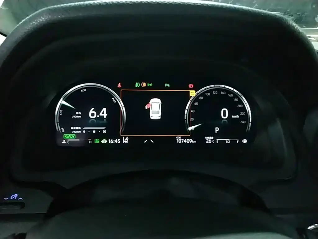 Toyota Camry — миниатюра 12