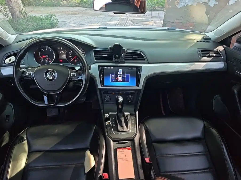 Volkswagen Lamando — миниатюра 10
