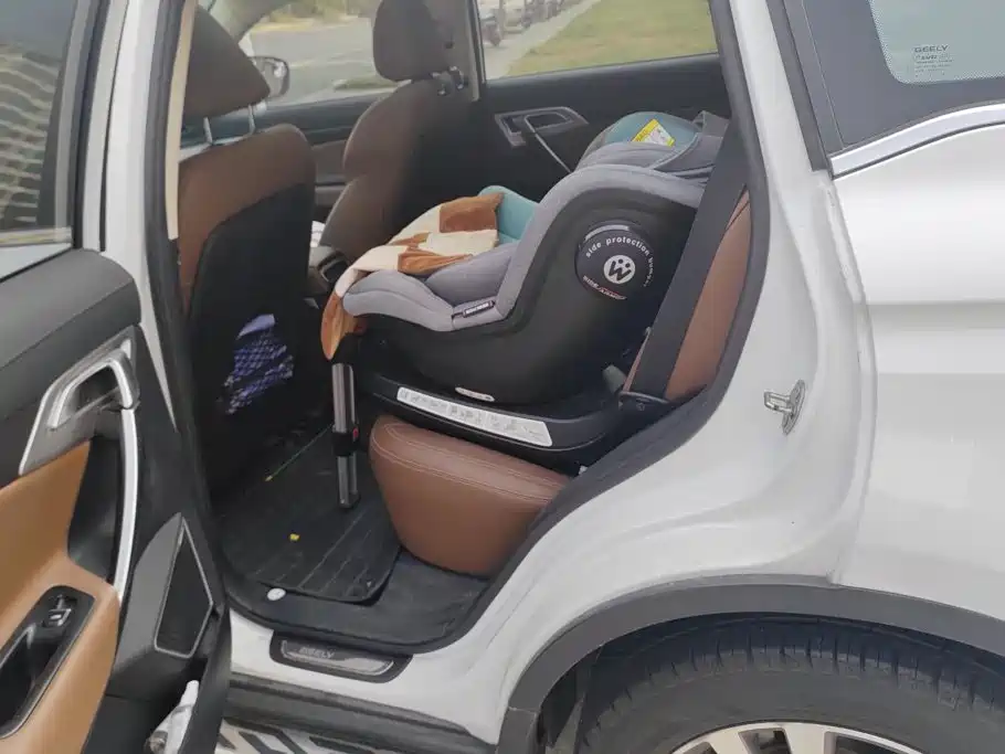 Geely Boyue — миниатюра 11