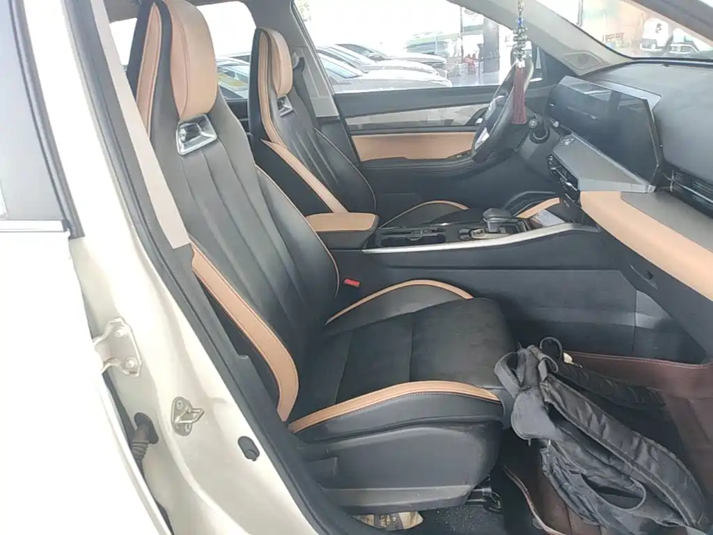 Geely Haoyue PRO — миниатюра 25