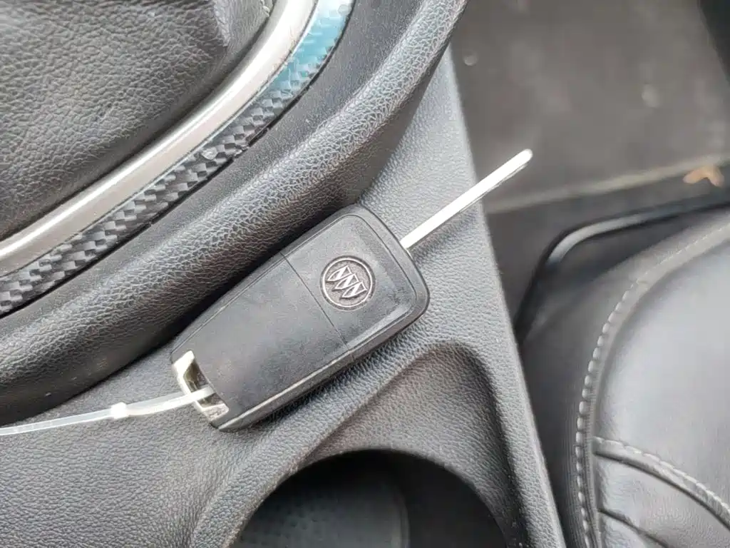 Buick Excelle — миниатюра 9