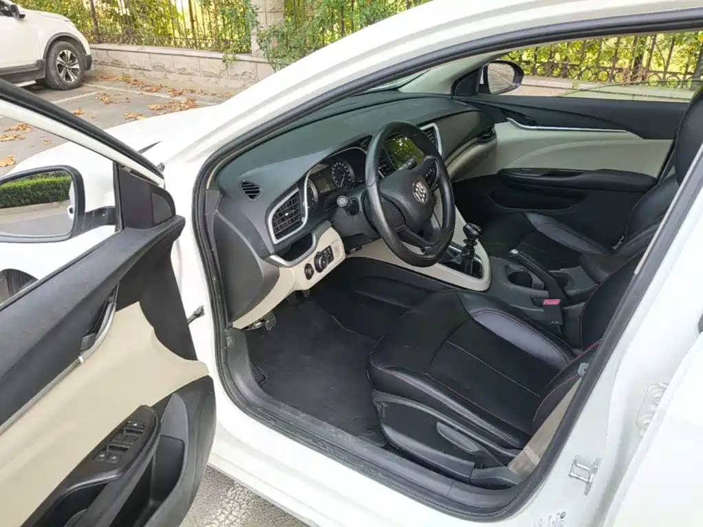 Buick Excelle — миниатюра 16
