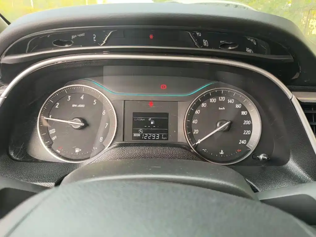 Buick Excelle — миниатюра 12