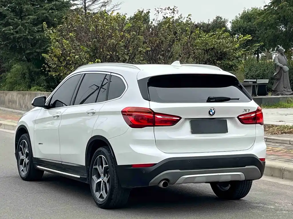 BMW X1 — миниатюра 13