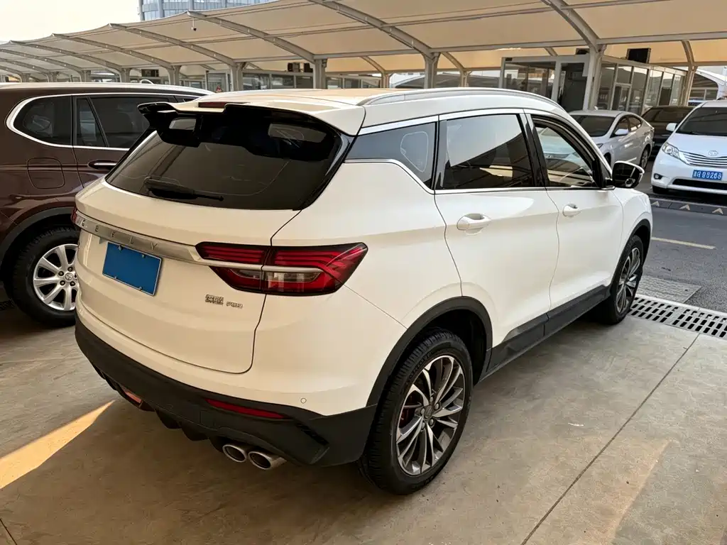 Geely Binyue — миниатюра 14