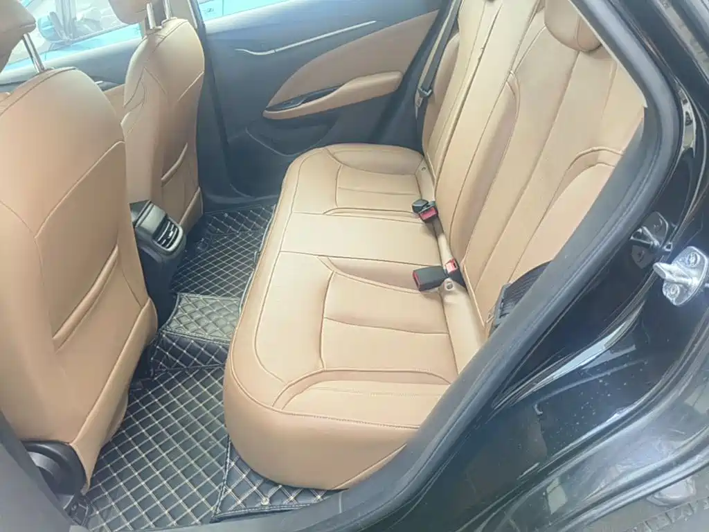 Buick Excelle — миниатюра 17