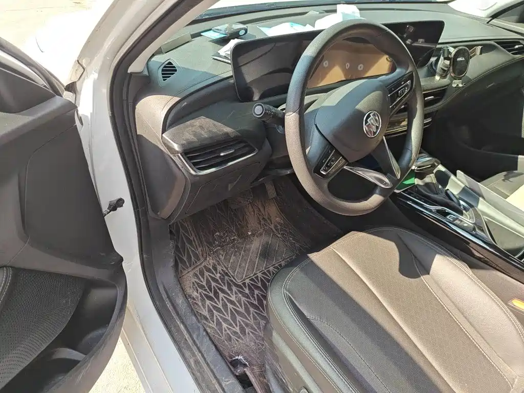 Buick Verano — миниатюра 12
