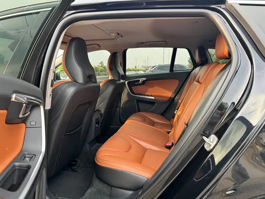 Volvo V60 — миниатюра 9