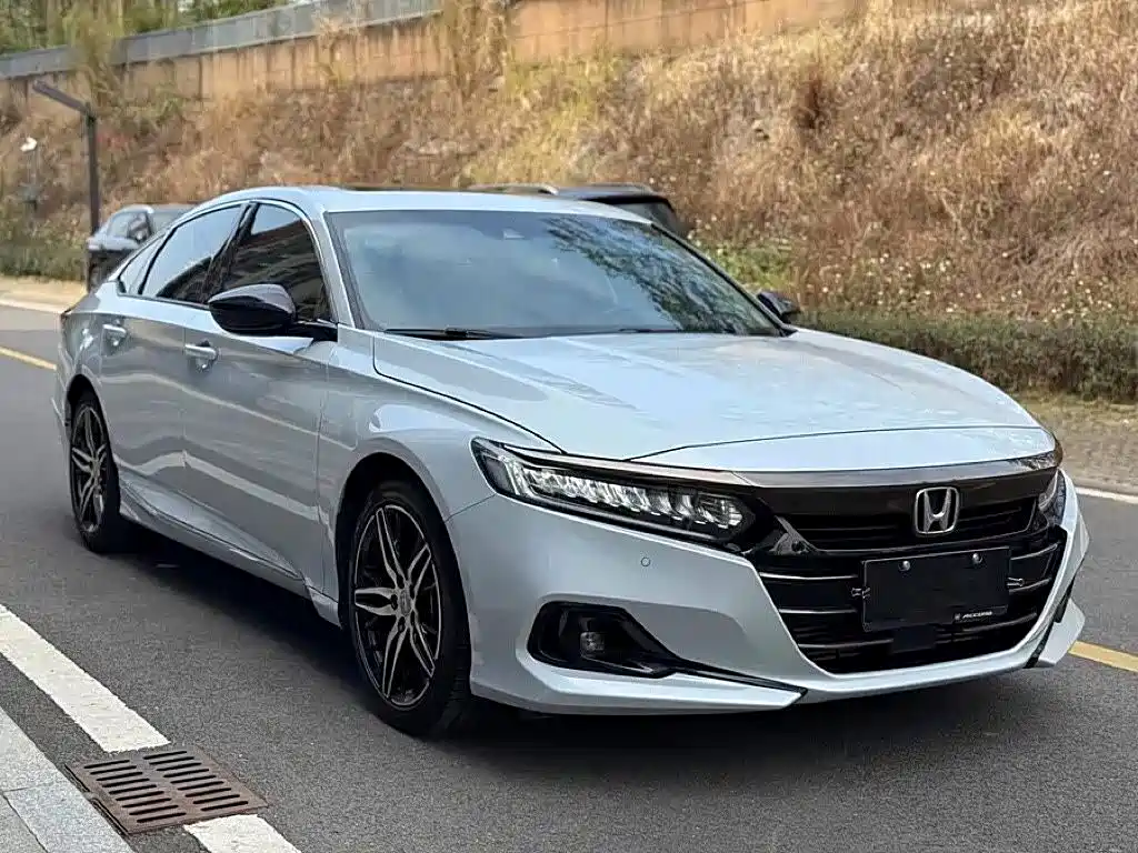 Honda Accord — миниатюра 3