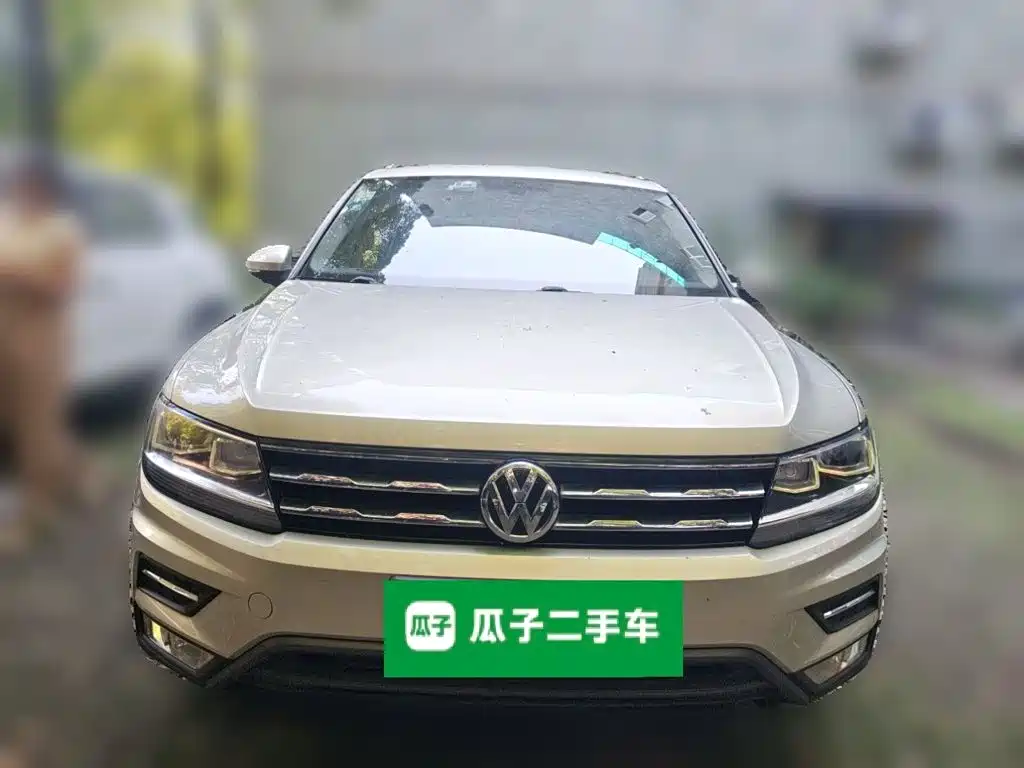 Volkswagen Tiguan L — миниатюра 2