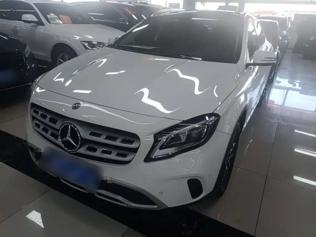 Mercedes-Benz GLA — миниатюра 2