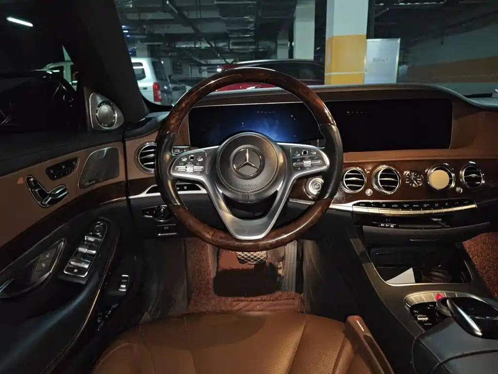 Mercedes-Benz S-Class — миниатюра 11