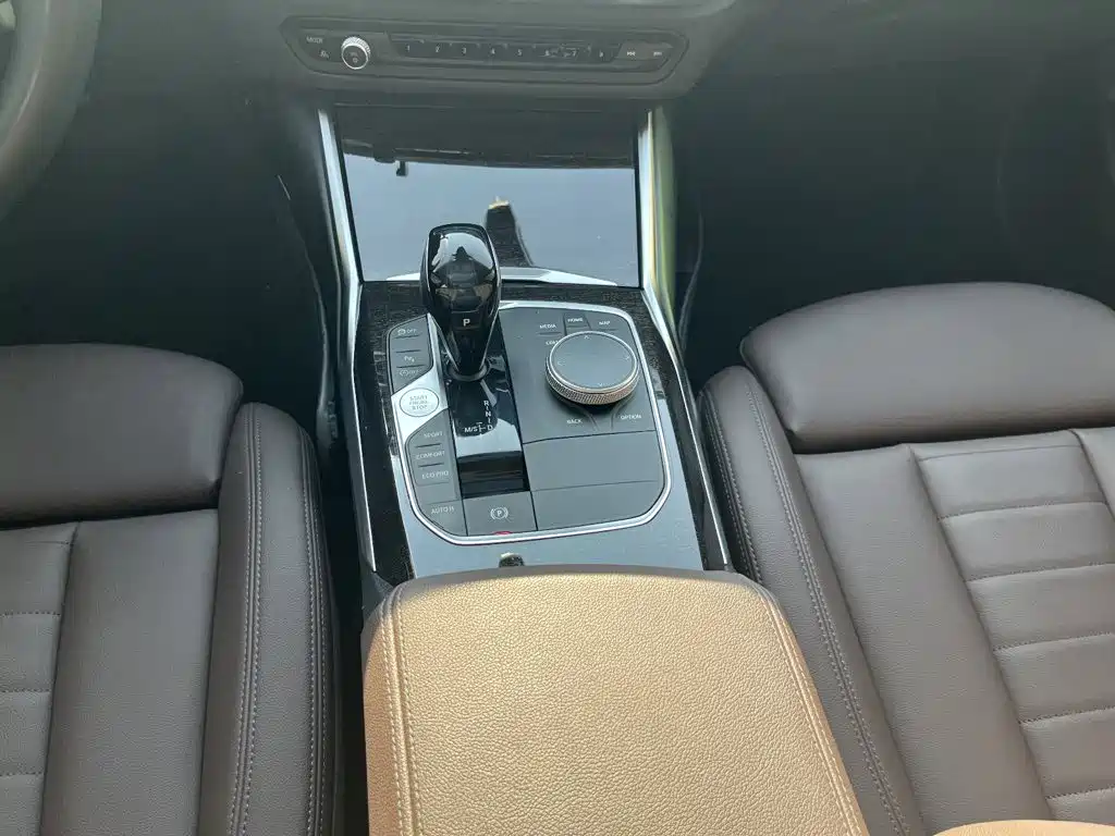 BMW 3 Series — миниатюра 23