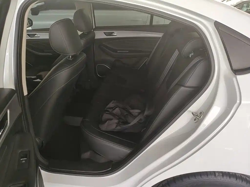 Chery Arrizo 5 — миниатюра 17