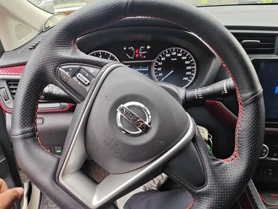 Nissan Bluebird — миниатюра 15