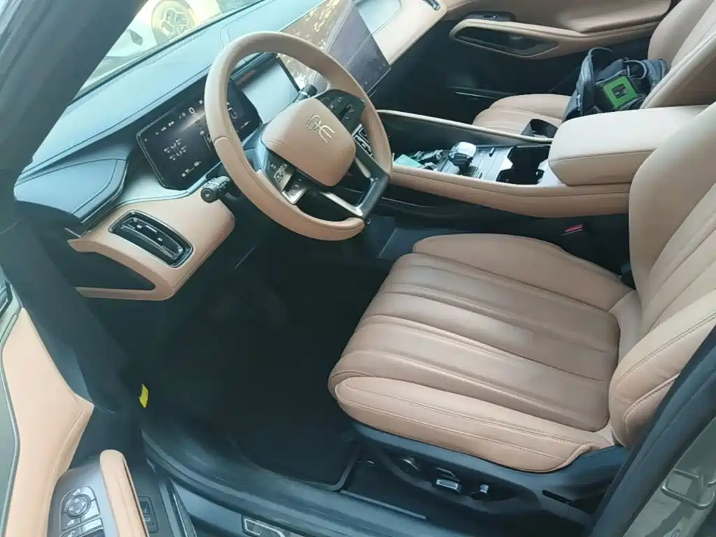 BYD L EV — миниатюра 15