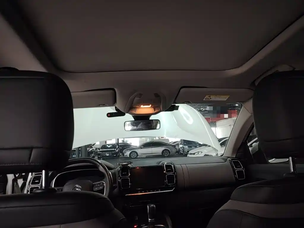 Citroen C5 AIRCROSS — миниатюра 18
