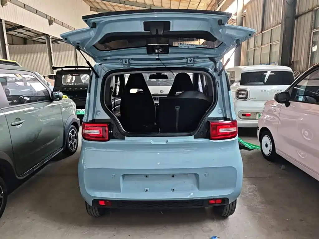 Wuling MINIEV — миниатюра 19