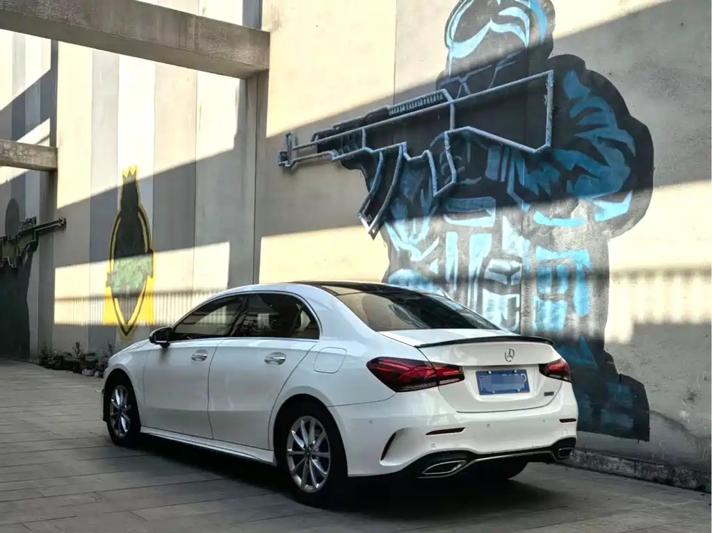 MERCEDES-BENZ A CLASS