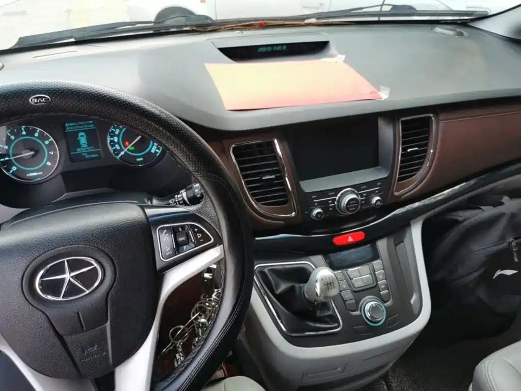 JAC Refine M5 — миниатюра 10