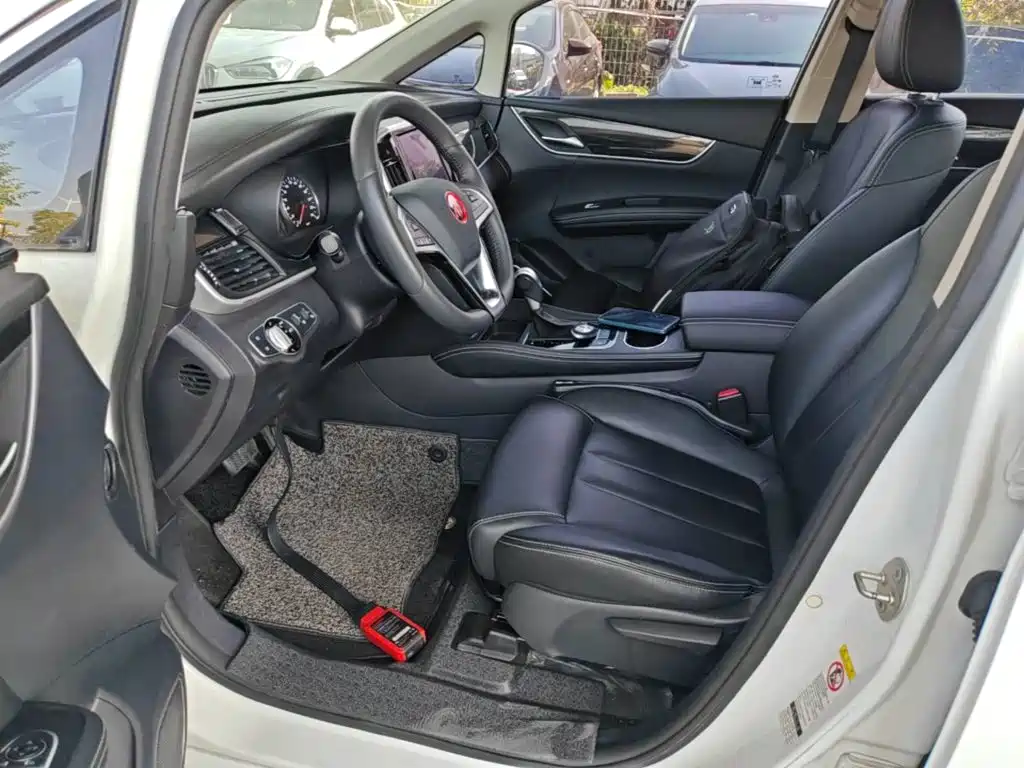 BYD MAX — миниатюра 15