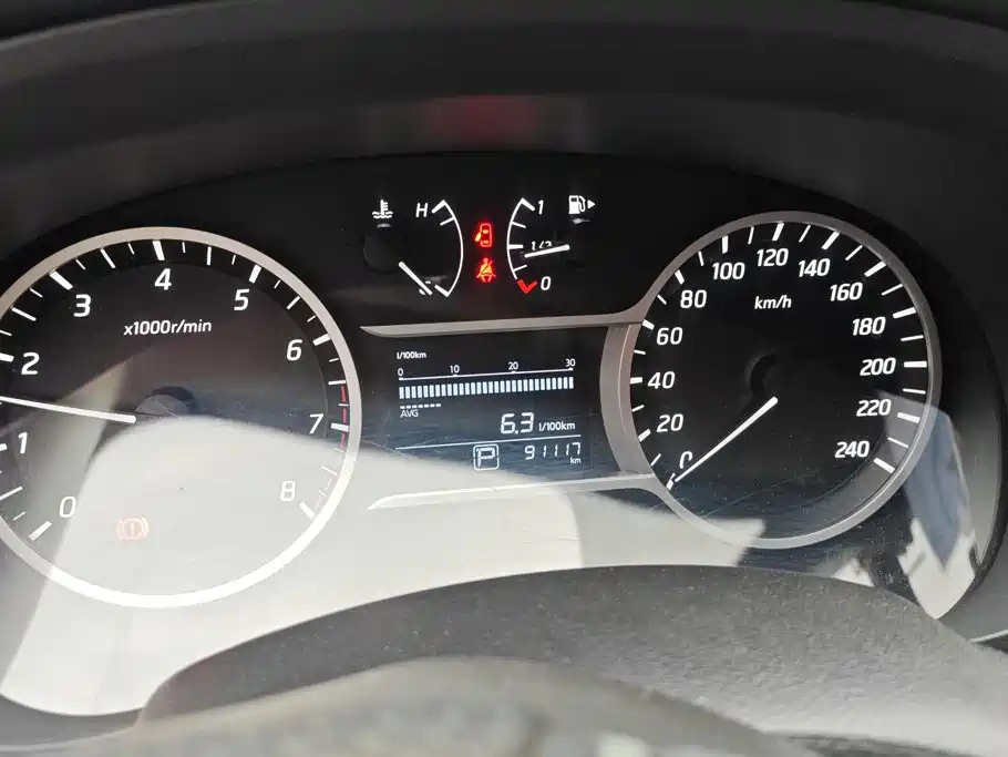 Nissan Bluebird — миниатюра 14
