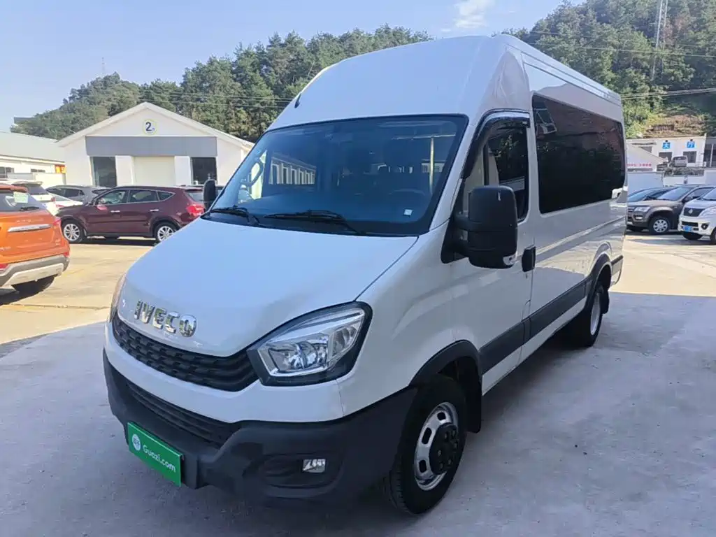 IVECO Ousheng — миниатюра 2