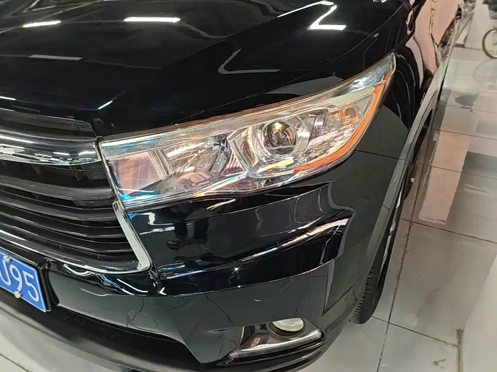 Toyota Highlander — миниатюра 24