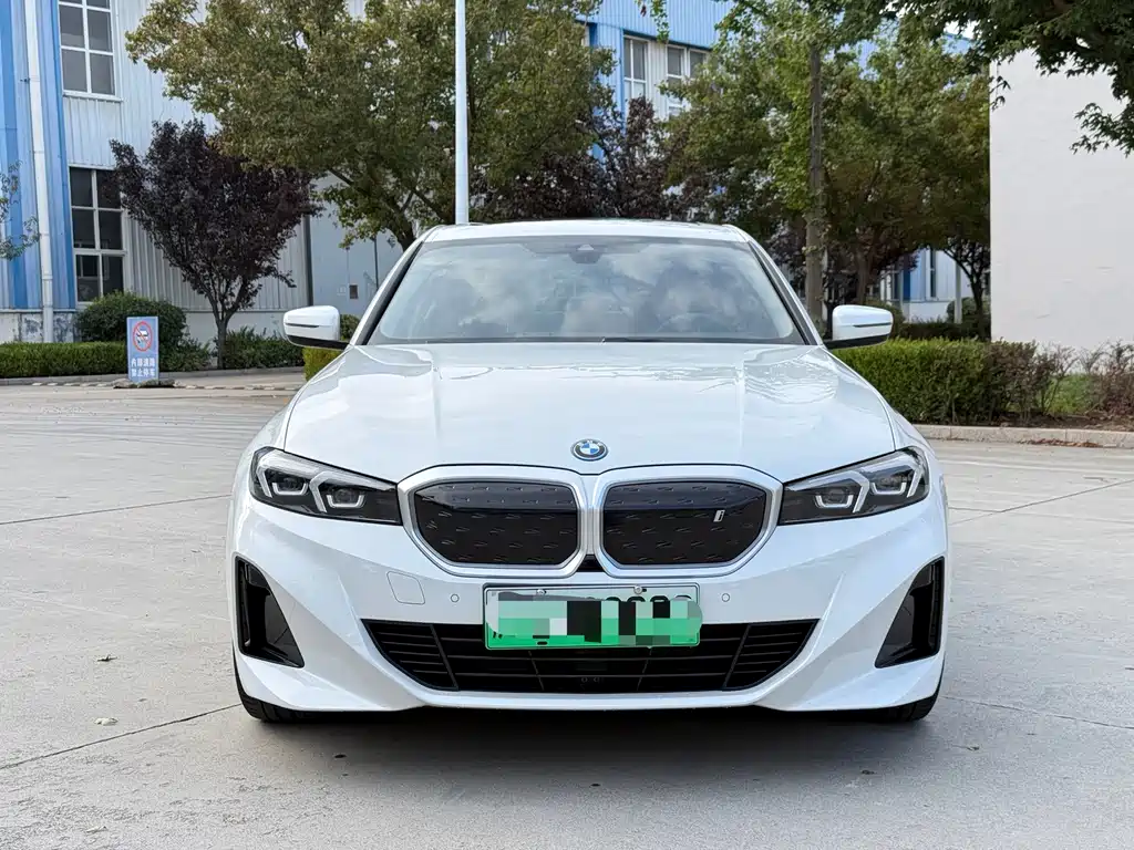 BMW i3 — миниатюра 2