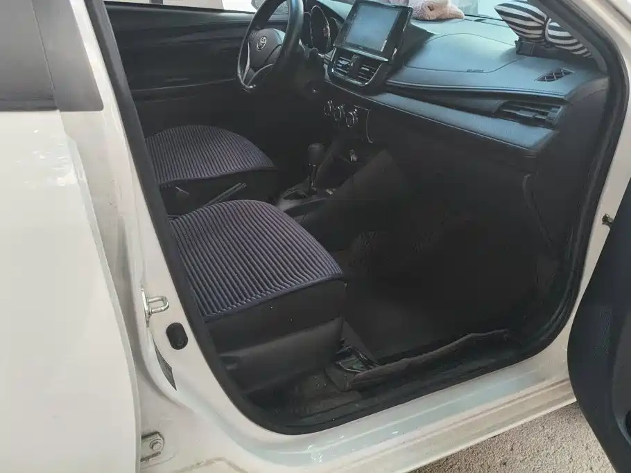 Toyota Vios — миниатюра 8