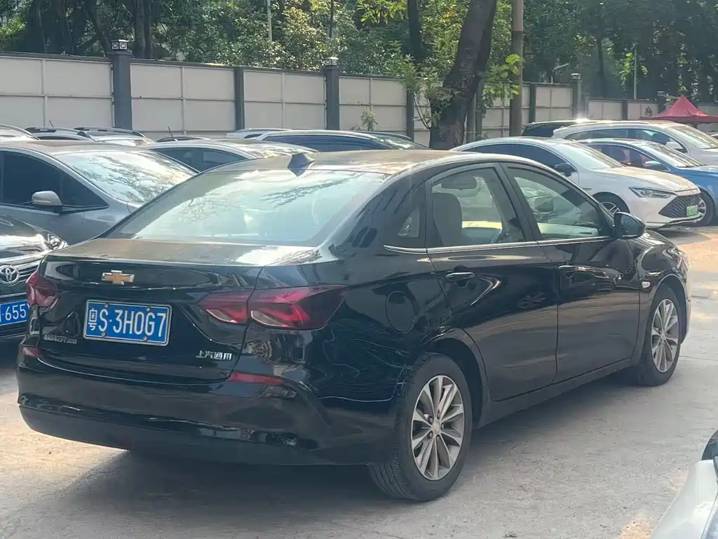 Chevrolet Monza — миниатюра 6