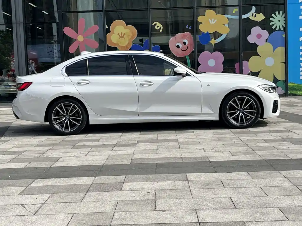BMW 3 Series — миниатюра 4