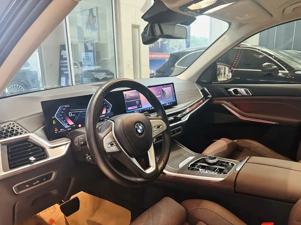 BMW X7 — миниатюра 3