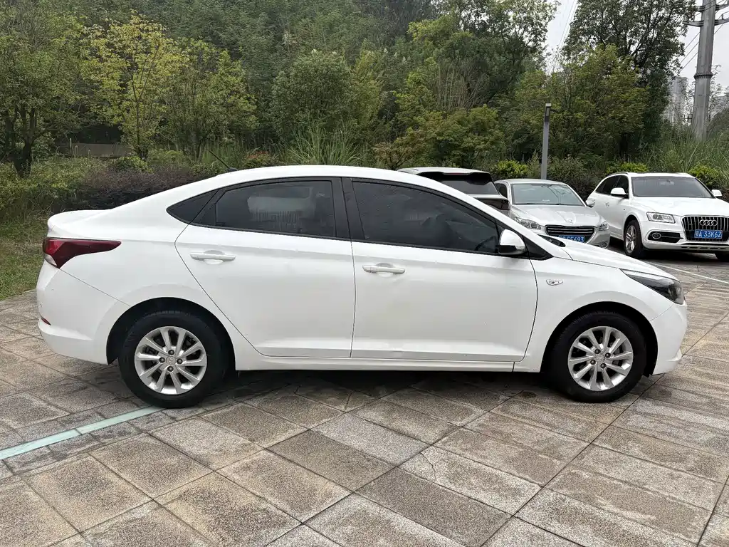 Hyundai Verna — миниатюра 16