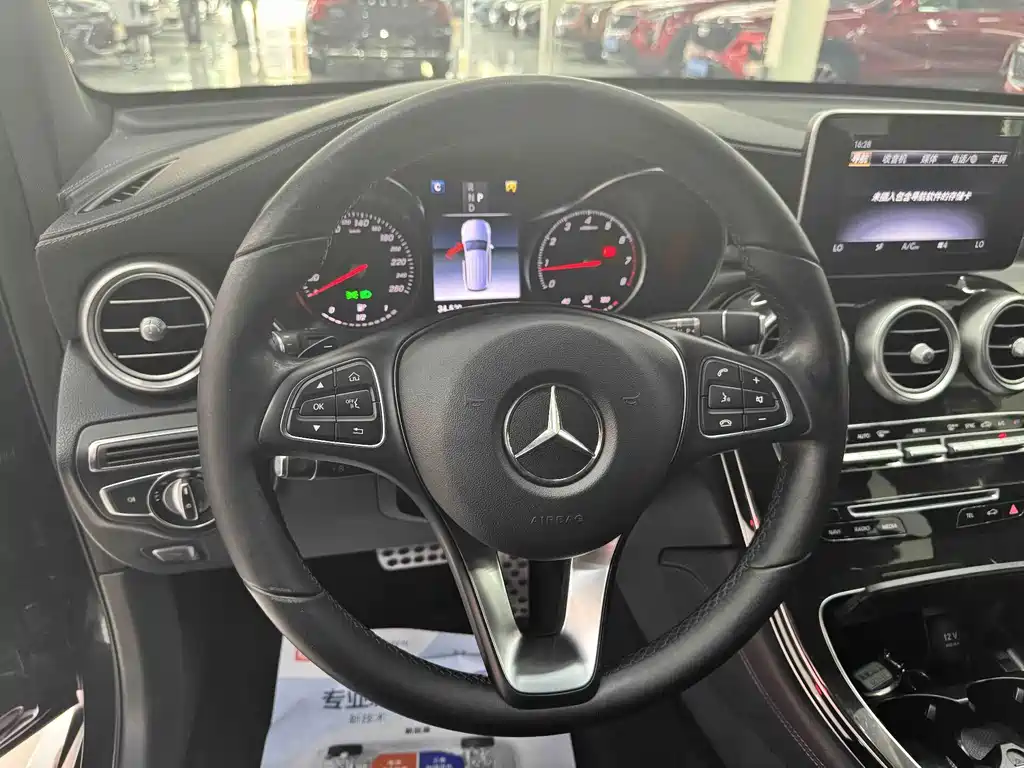 Mercedes-Benz GLC — миниатюра 6