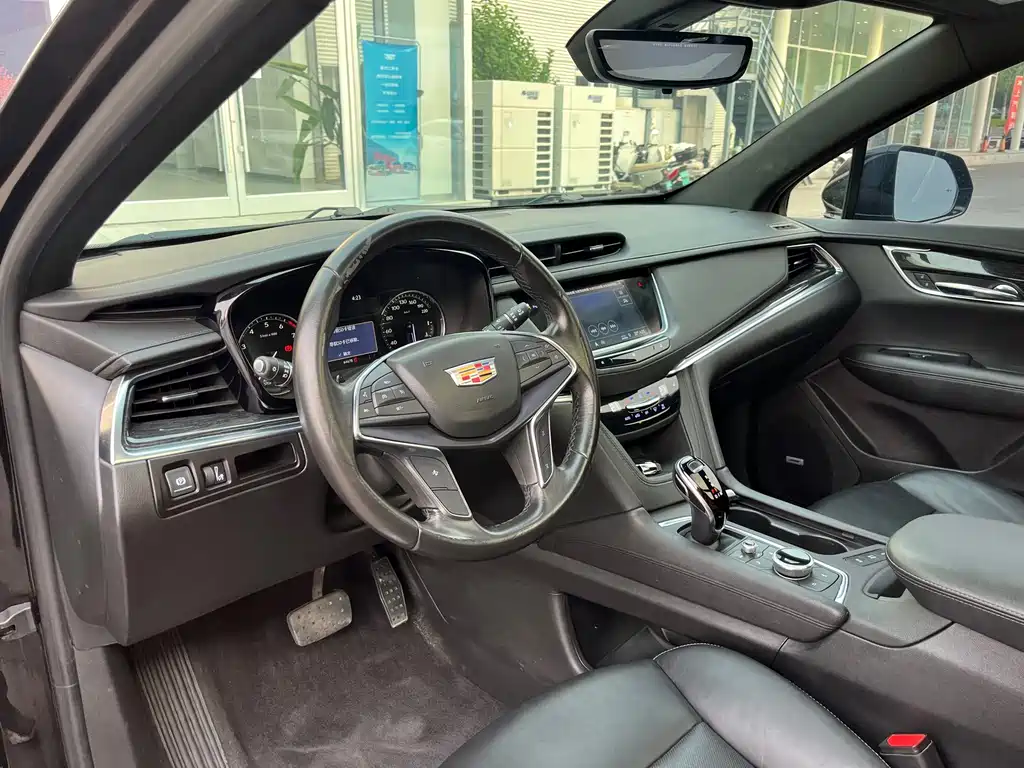 Cadillac XT5 — миниатюра 5