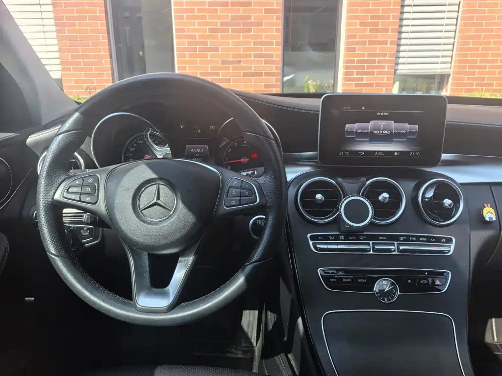 Mercedes-Benz C-Class — миниатюра 20