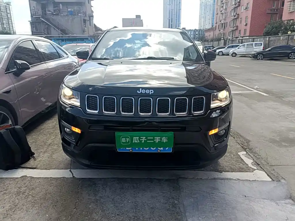 Jeep Compass — миниатюра 3