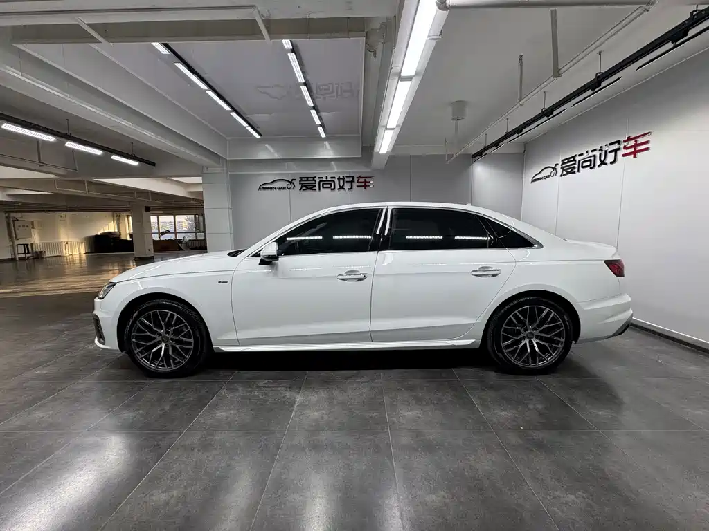 Audi A4L — миниатюра 4