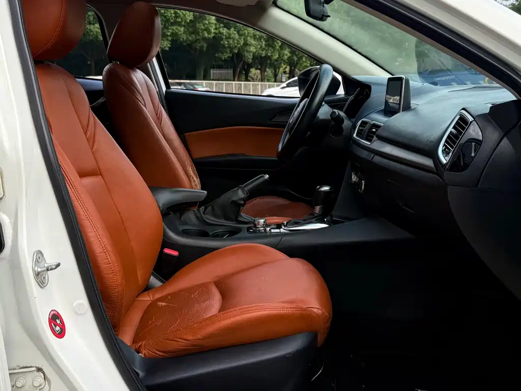 Mazda 3 Axela — миниатюра 11