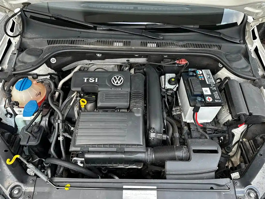 Volkswagen Sagitar — миниатюра 34