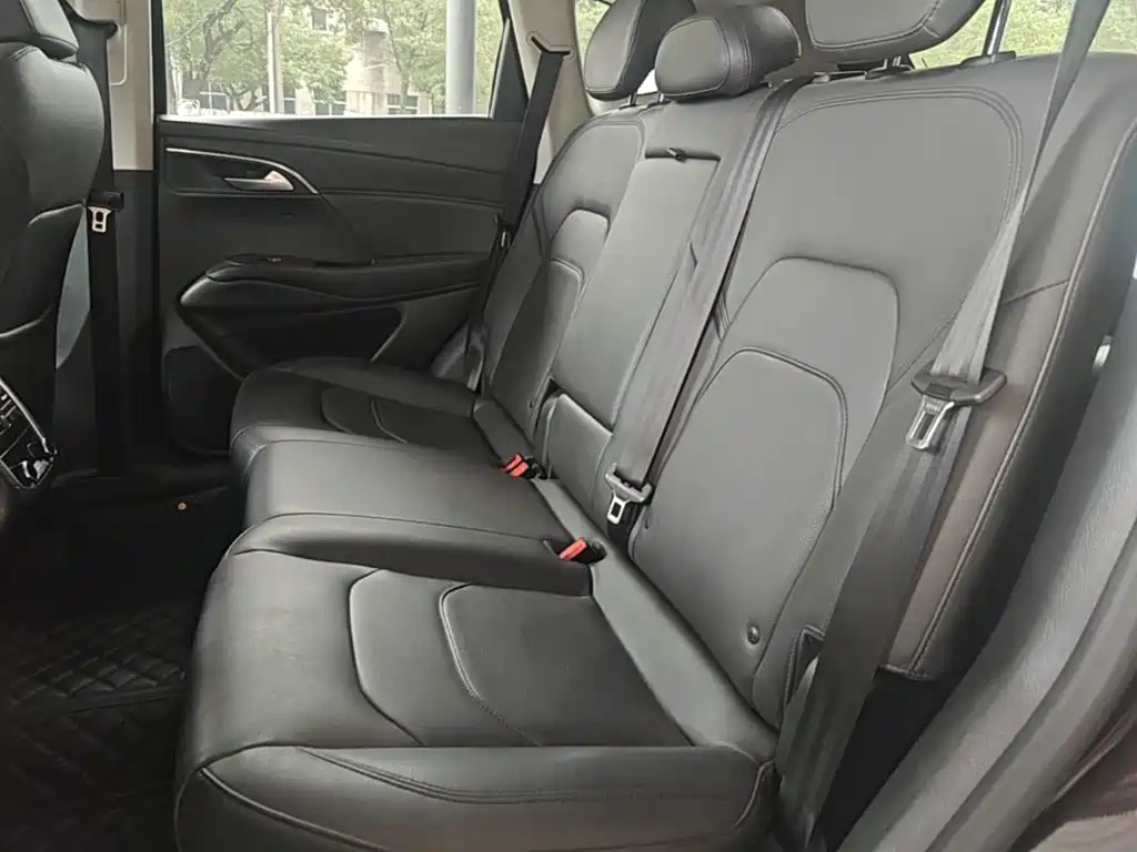 Borgward BX7 — миниатюра 17