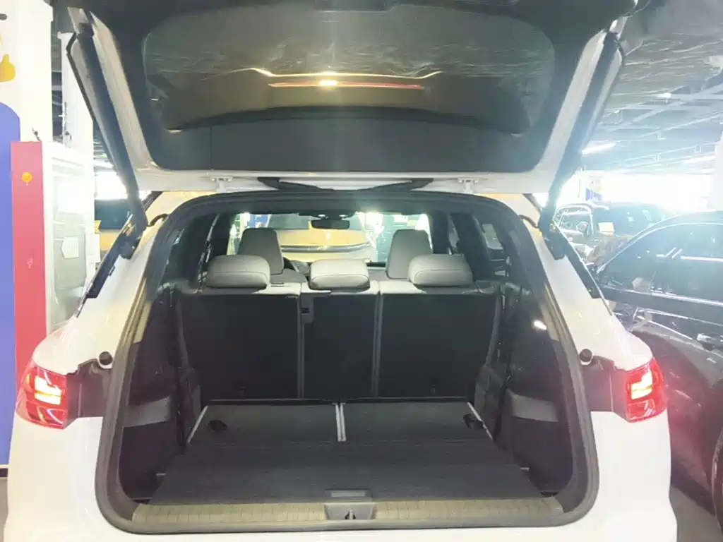 Audi Q5 e-tron — миниатюра 19