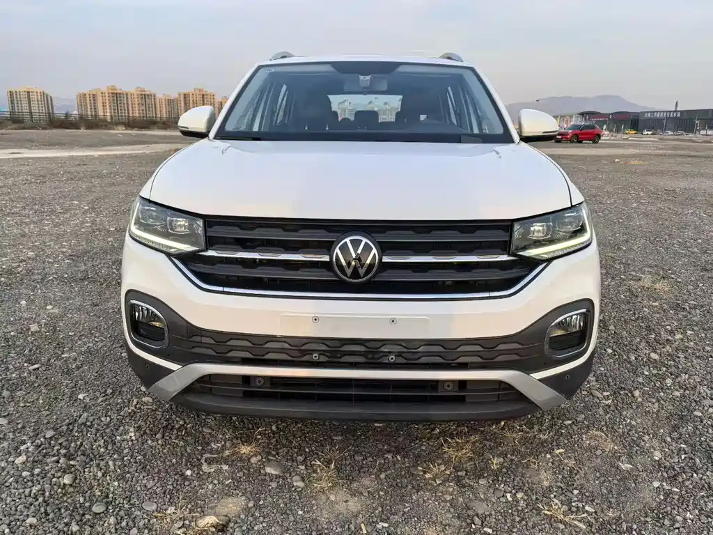 VOLKSWAGEN EXPLORING THE SHADOW