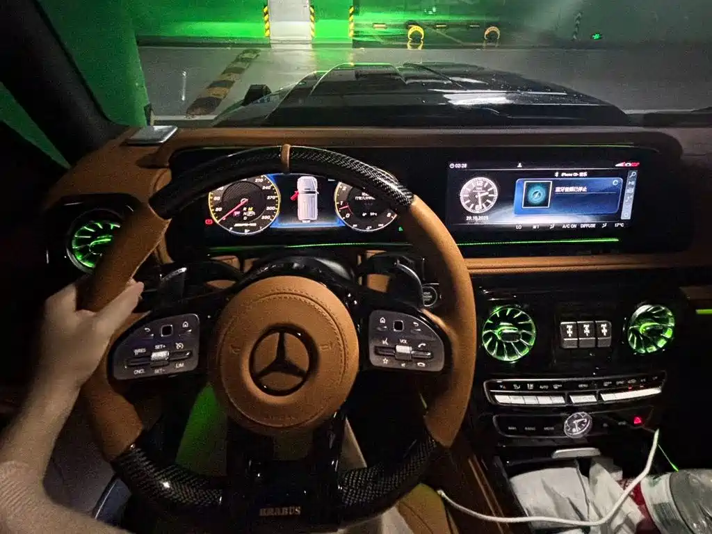 Mercedes-Benz G-Class — миниатюра 7
