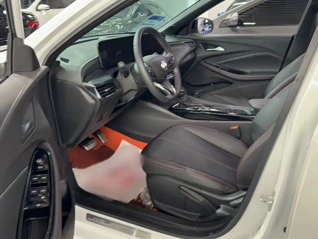 Buick Verano — миниатюра 11