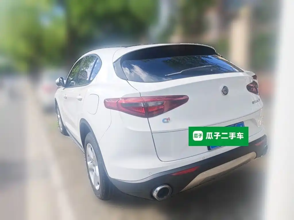Alfa Romeo Stelvio — миниатюра 20