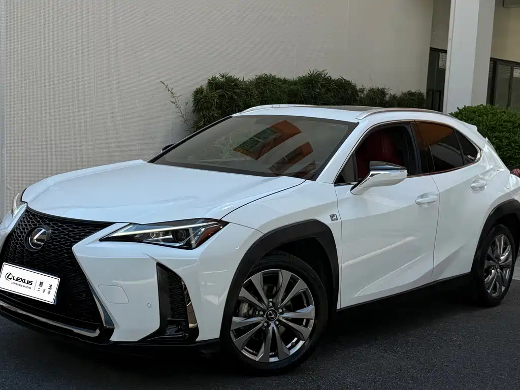 Lexus UX — миниатюра 3