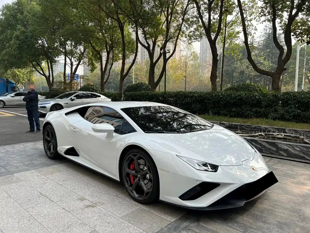 Lamborghini Huracán — миниатюра 4